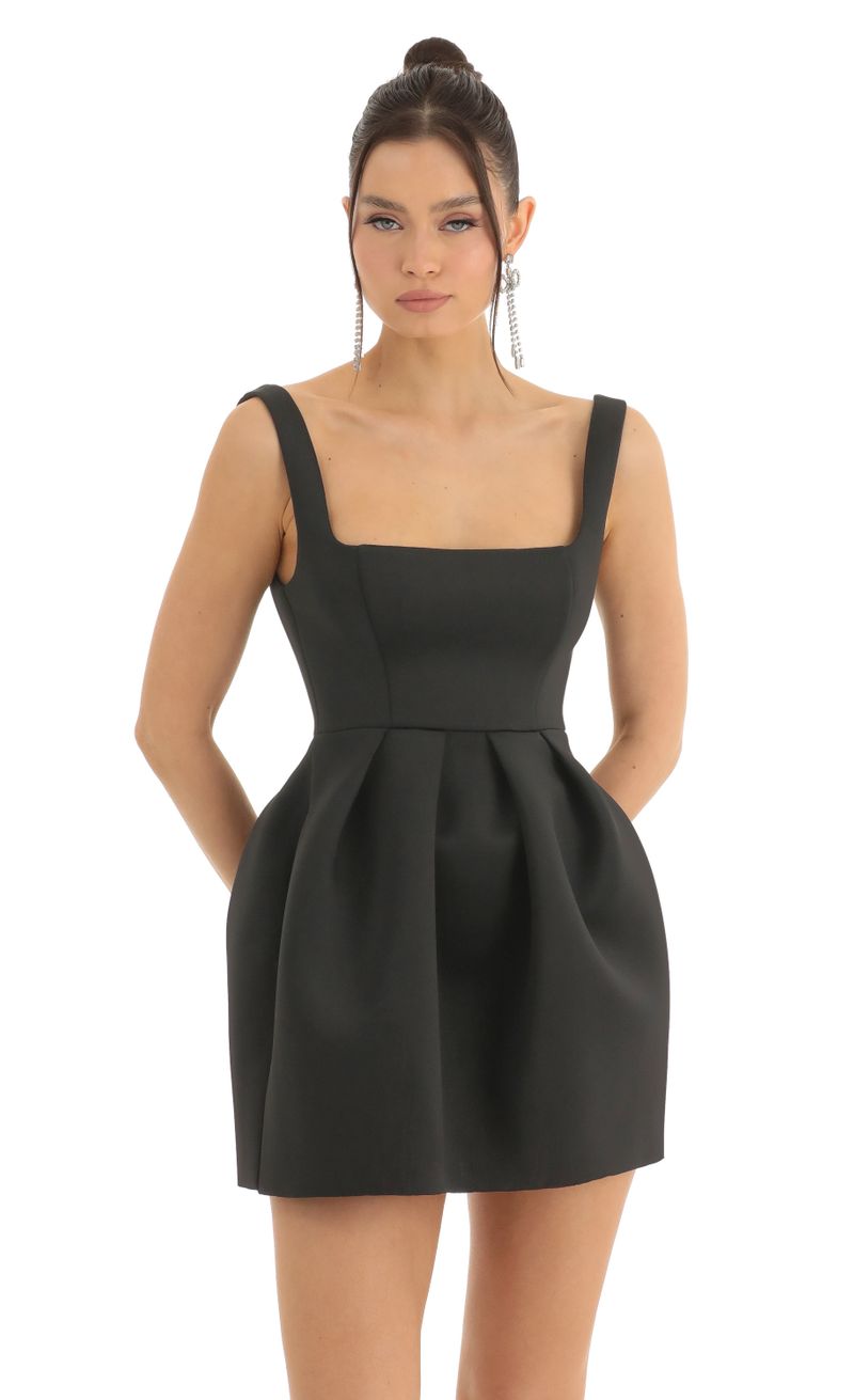 Lucy　0107 ♡ A-Line Dress in Black | LUCY IN THE SKY