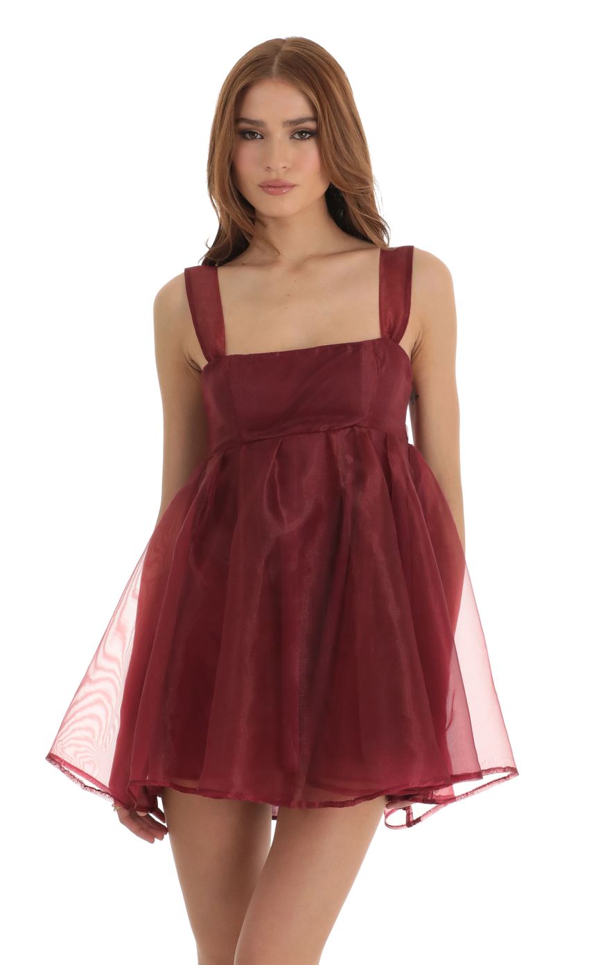 Picture Baby Doll Dress in Red. Source: https://media-img.lucyinthesky.com/data/Dec22/850xAUTO/31715f05-2a6c-4748-9b93-dc902fec4e2e.jpg