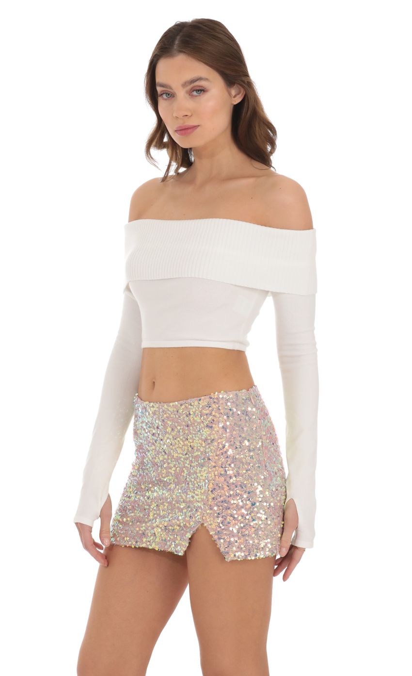 Picture Iridescent Sequin Slit Skirt in Dusty Rose. Source: https://media-img.lucyinthesky.com/data/Dec23/850xAUTO/f21cb029-0c28-4a4c-b254-1fe33a93bc6d.jpg