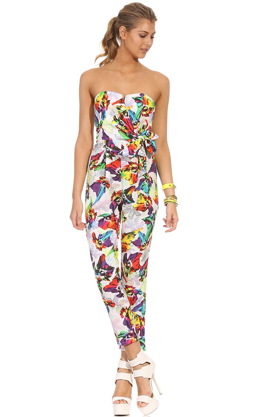 Picture PRETTY IN PARADISE JUMPSUIT. Source: https://media-img.lucyinthesky.com/data/Feb14_2/850xAUTO/0Y5A23901.JPG
