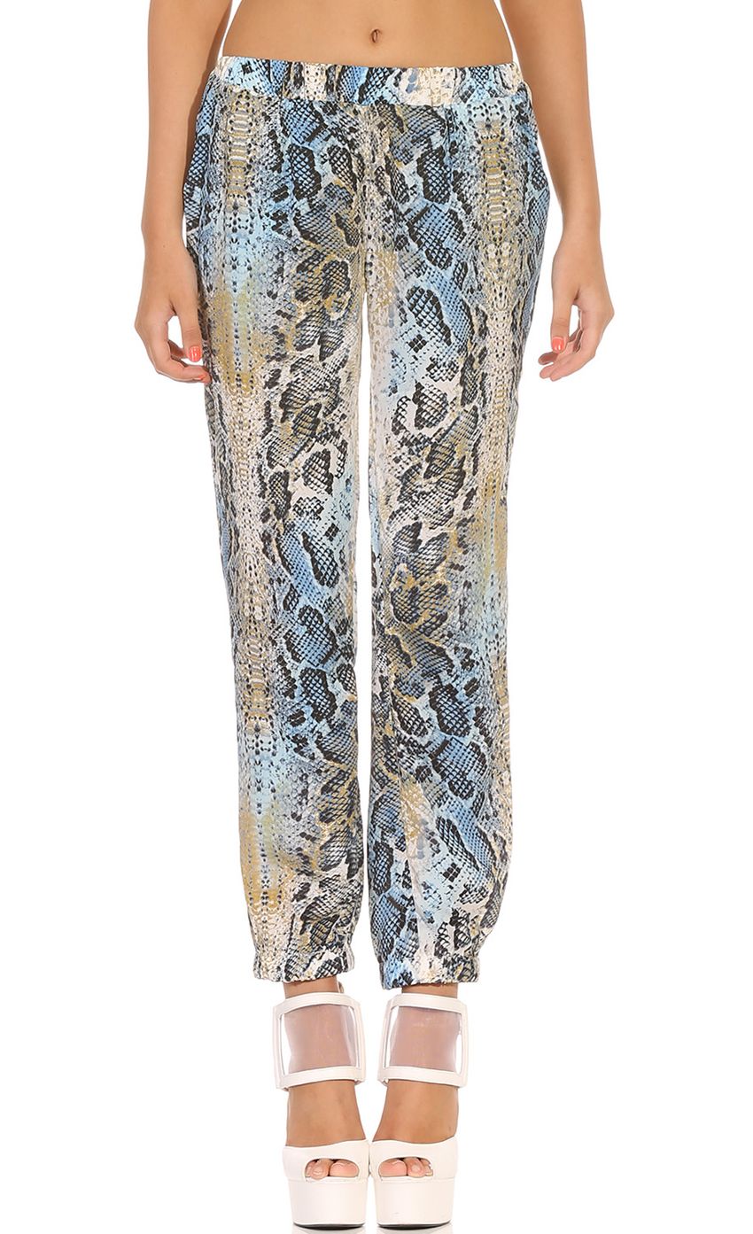 Picture WILD WAYS PANT. Source: https://media-img.lucyinthesky.com/data/Feb14_2/850xAUTO/0Y5A2947.JPG