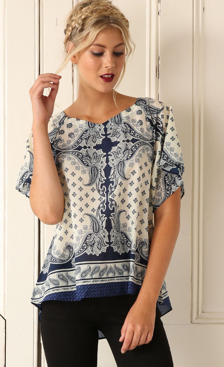 Picture Blue Oriental Print Top. Source: https://media-img.lucyinthesky.com/data/Feb15_2/850xAUTO/0Y5A0408.JPG