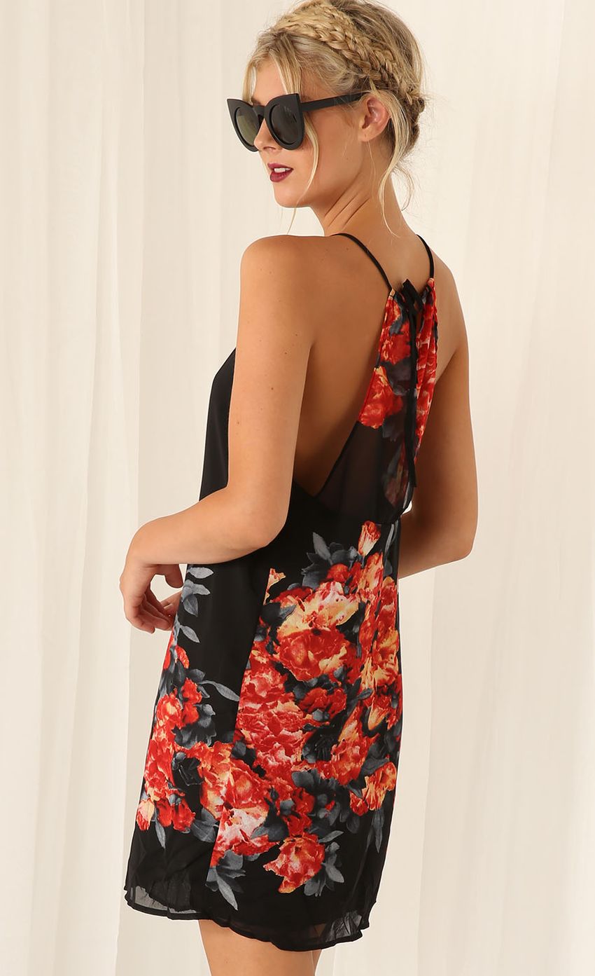 Picture Dark Floral Print High Neck Dress. Source: https://media-img.lucyinthesky.com/data/Feb15_2/850xAUTO/0Y5A2616.JPG