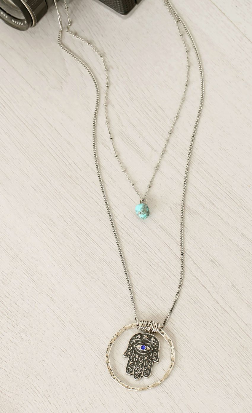 Picture Evil Eye Silver Chain Necklace. Source: https://media-img.lucyinthesky.com/data/Feb15_2/850xAUTO/0Y5A7744.JPG