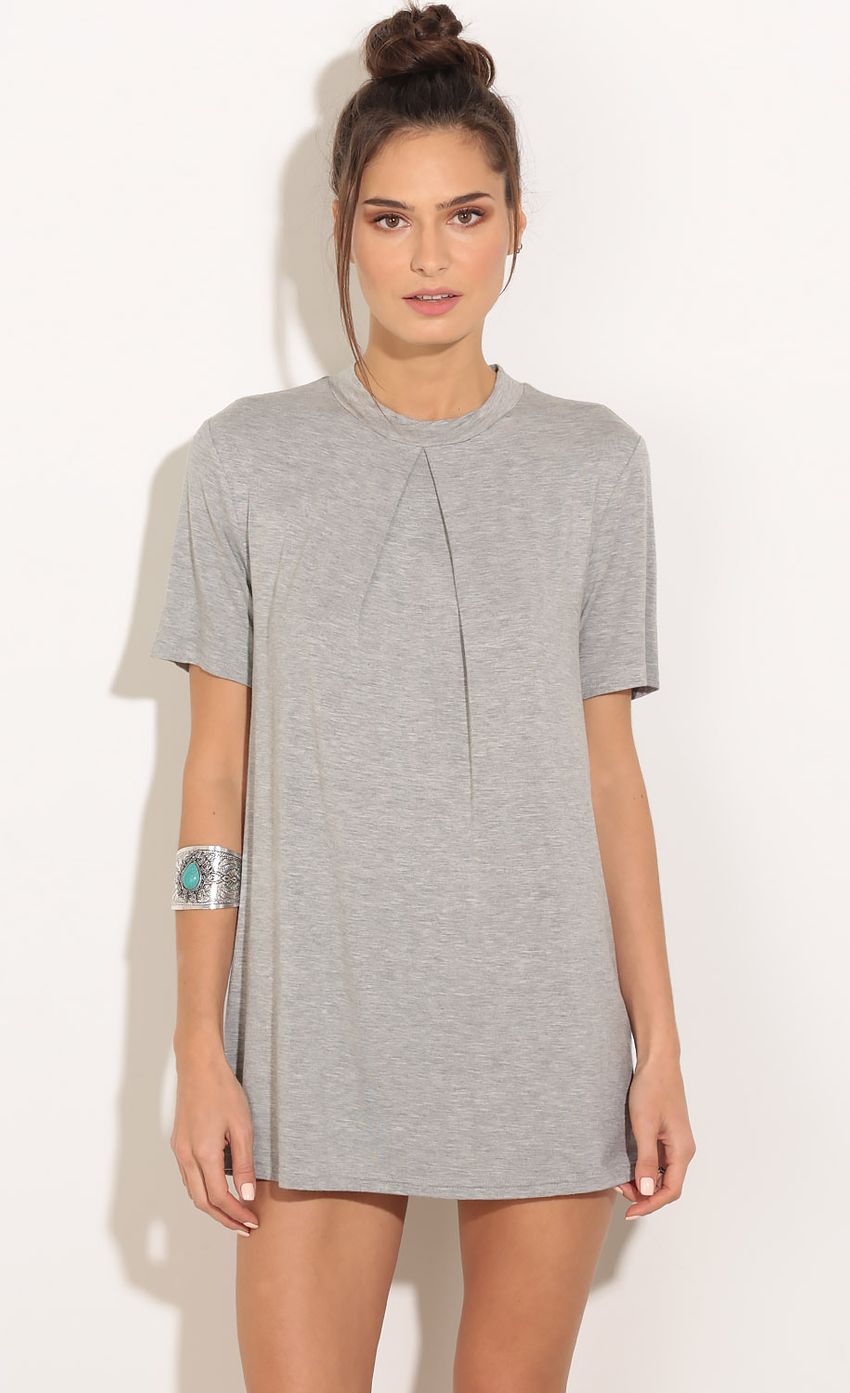 Picture Classic Pleated Day Top In Grey. Source: https://media-img.lucyinthesky.com/data/Feb16_1/850xAUTO/0Y5A01591.JPG