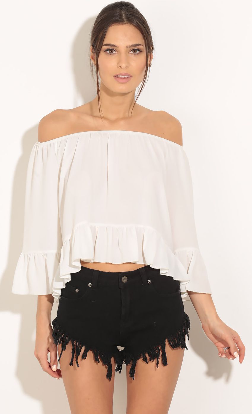 Picture Off-The-Shoulder Frolic Day Top In White. Source: https://media-img.lucyinthesky.com/data/Feb16_1/850xAUTO/0Y5A0384.JPG