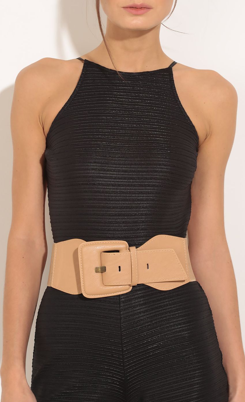 Picture Statement Waist Belt In Nude. Source: https://media-img.lucyinthesky.com/data/Feb16_1/850xAUTO/0Y5A2958.JPG
