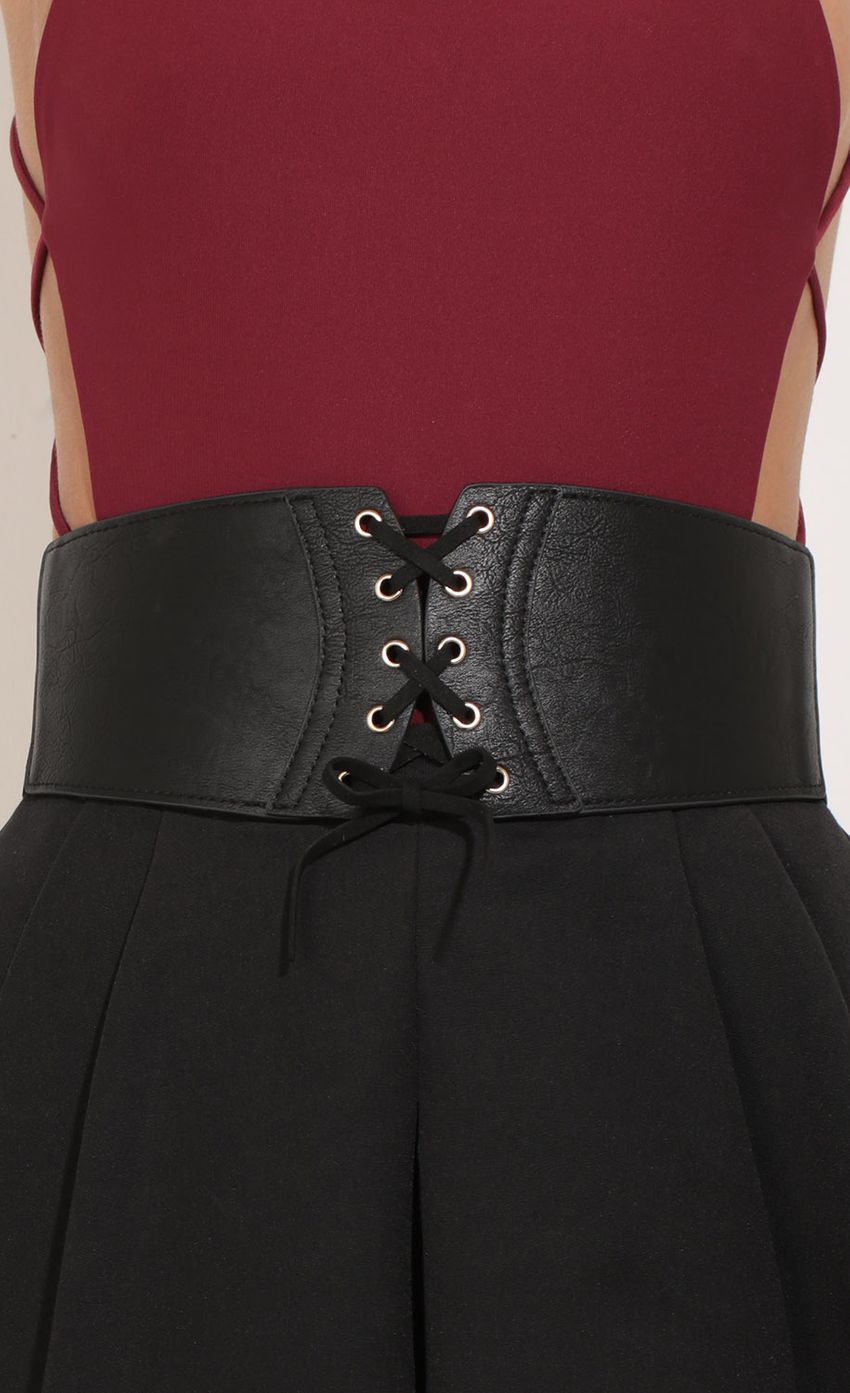 Picture Corset Lace-Up Faux Leather Waist Belt. Source: https://media-img.lucyinthesky.com/data/Feb17_2/850xAUTO/0Y5A1444.JPG