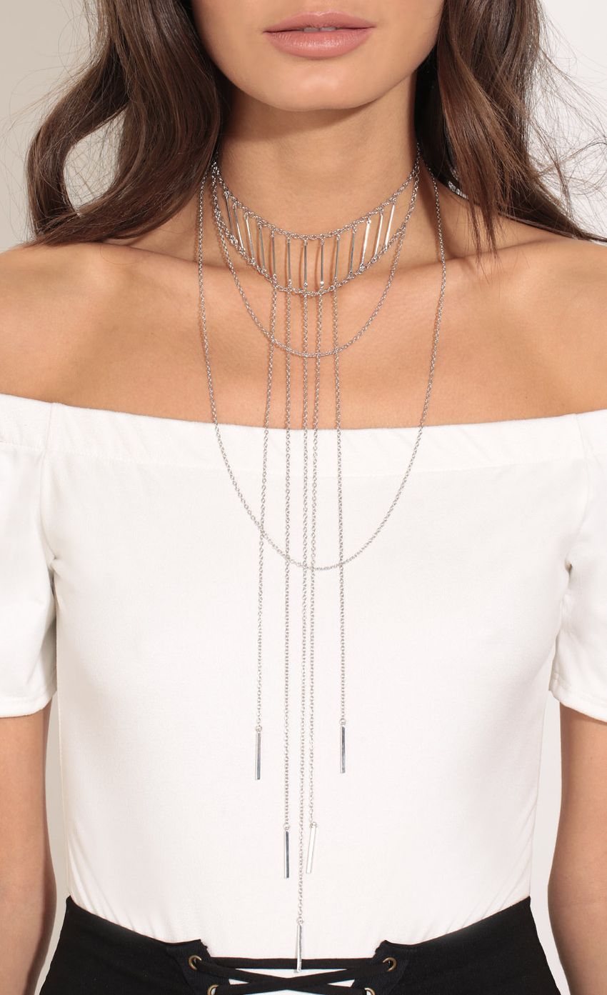 Picture Layered Necklace Set In Silver. Source: https://media-img.lucyinthesky.com/data/Feb17_2/850xAUTO/0Y5A2308.JPG