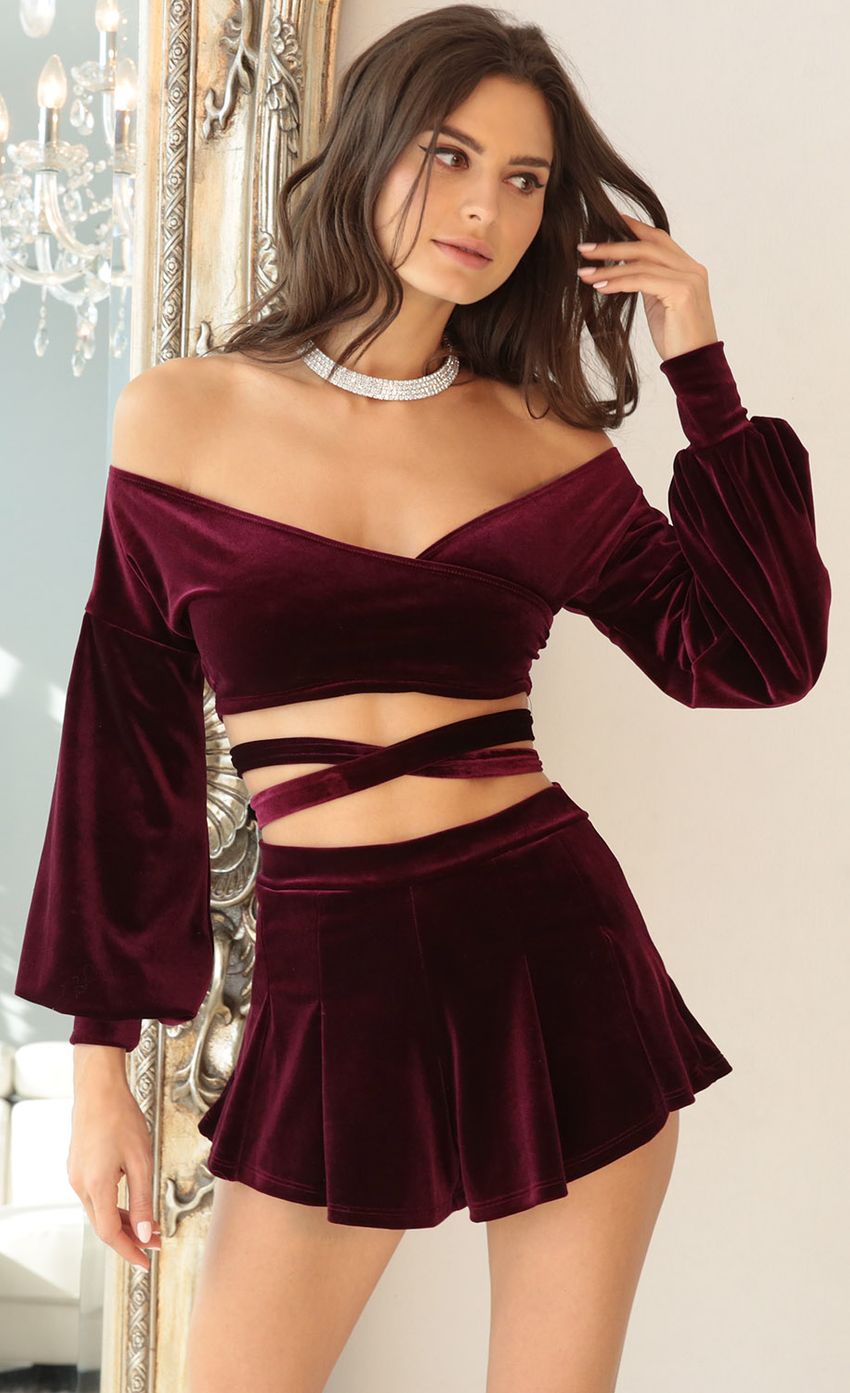 Picture Off The Shoulder Two Piece Set In Wine. Source: https://media-img.lucyinthesky.com/data/Feb18_1/850xAUTO/0Y5A4354SS.JPG
