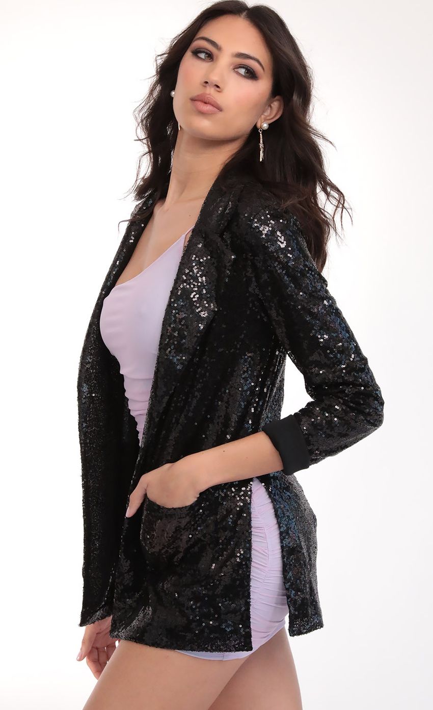 Picture Black Sequin Luxe Blazer. Source: https://media-img.lucyinthesky.com/data/Feb20_2/850xAUTO/781A3326.JPG