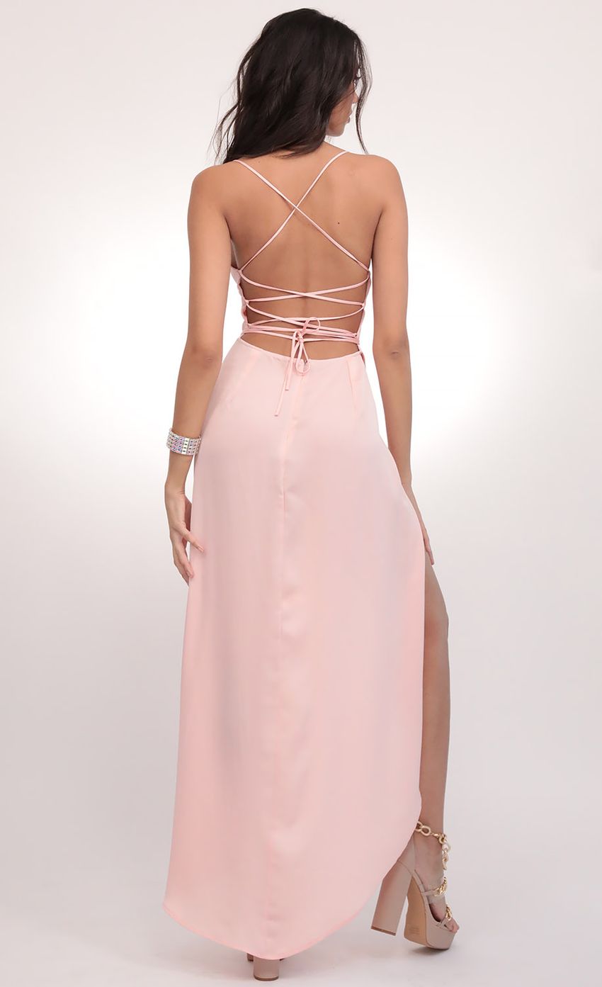 Picture Satin Luxe Maxi in Blush. Source: https://media-img.lucyinthesky.com/data/Feb20_2/850xAUTO/781A4468.JPG