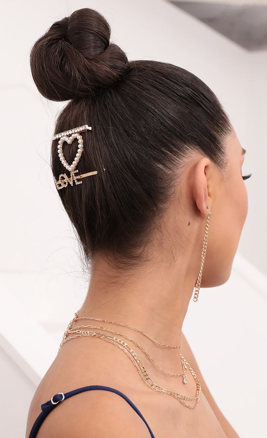 Picture Love Your Hair Clips. Source: https://media-img.lucyinthesky.com/data/Feb21_1/850xAUTO/1V9A6005.JPG