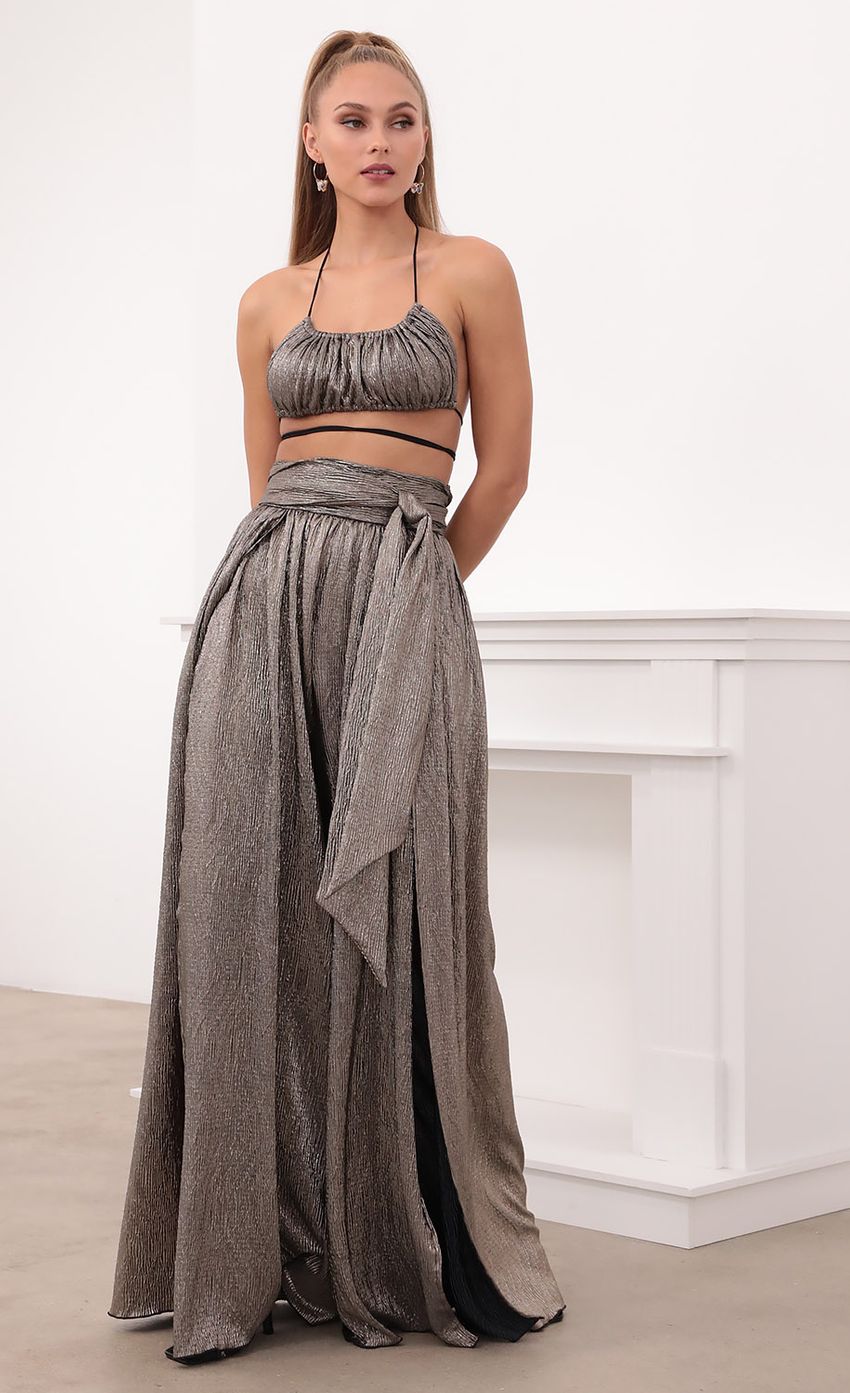 Picture Two Piece Set in Silver. Source: https://media-img.lucyinthesky.com/data/Feb21_2/850xAUTO/1V9A2106.JPG