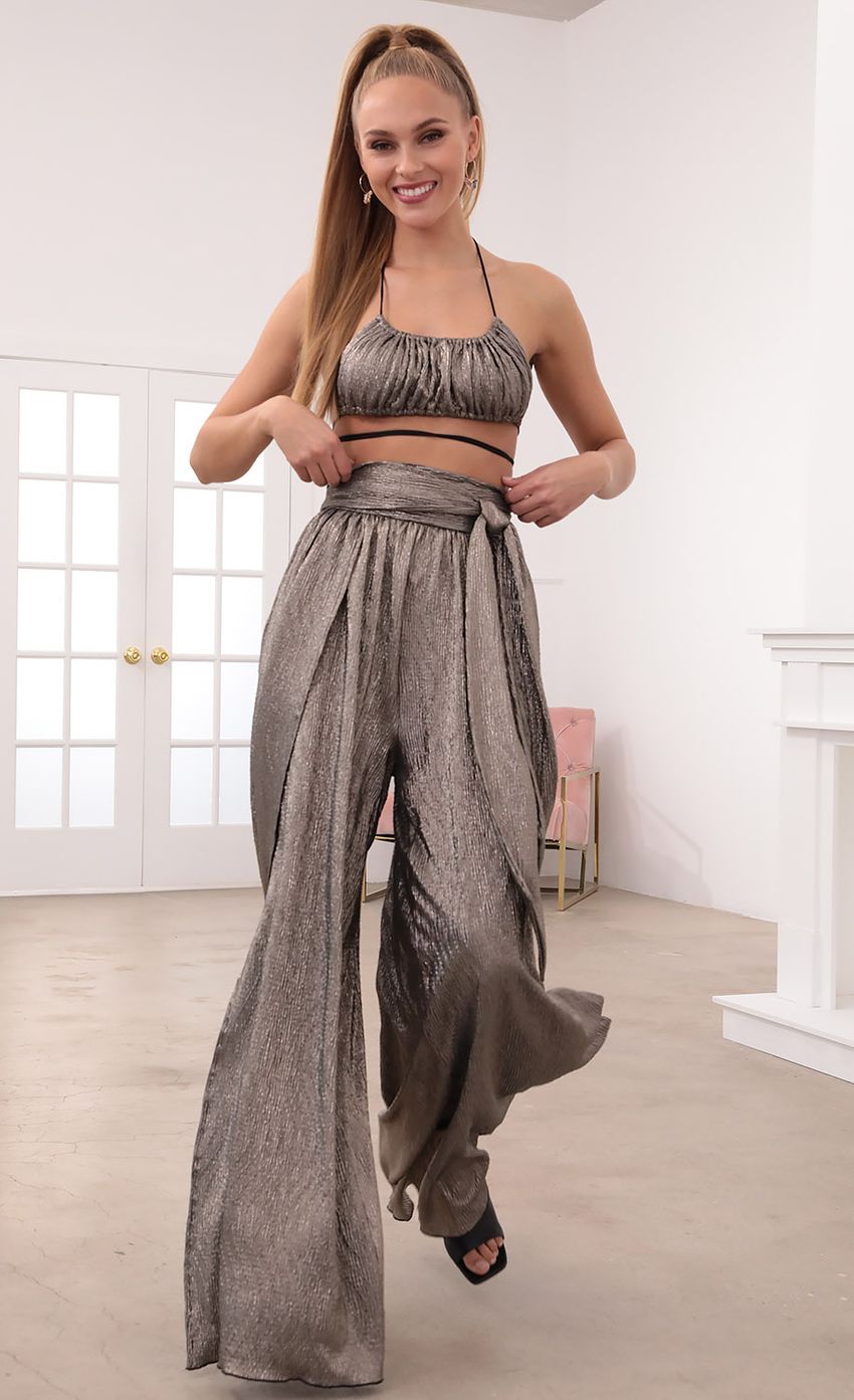 Picture Two Piece Set in Silver. Source: https://media-img.lucyinthesky.com/data/Feb21_2/850xAUTO/1V9A2207.JPG