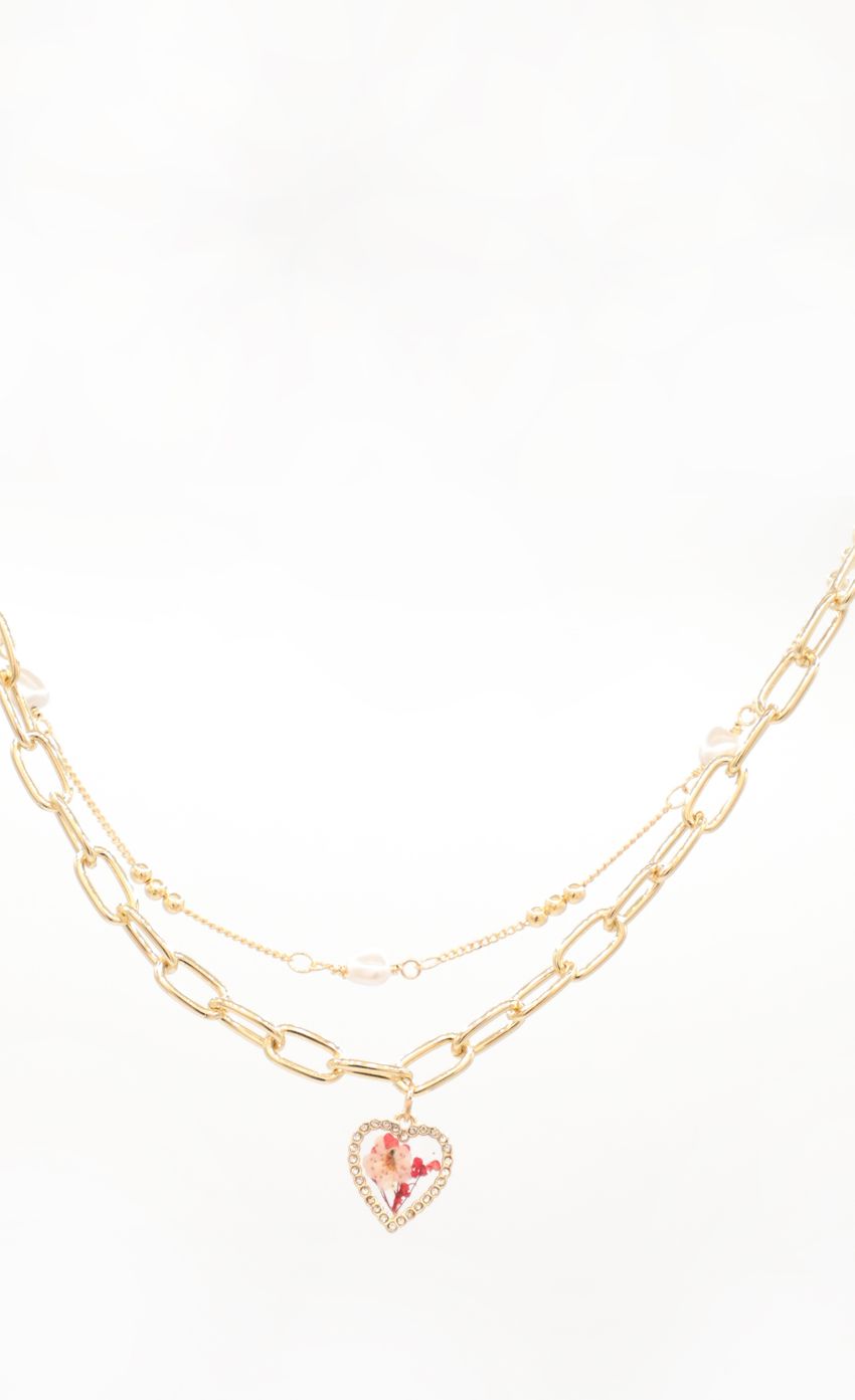 Picture Girls Night Necklace Set in Gold. Source: https://media-img.lucyinthesky.com/data/Feb22_2/850xAUTO/1J7A0001.JPG