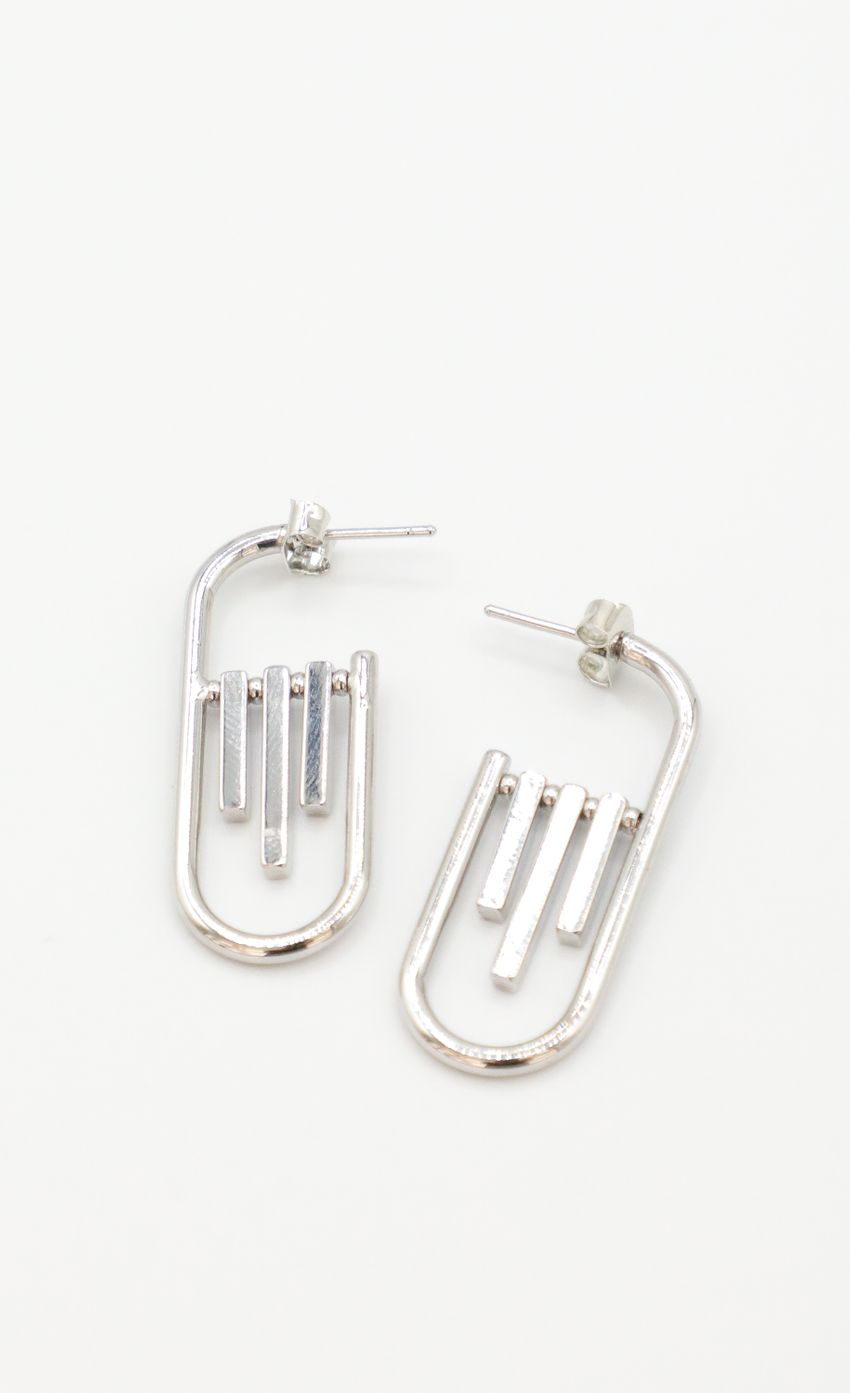Picture Girl On The Go Earring in Silver. Source: https://media-img.lucyinthesky.com/data/Feb22_2/850xAUTO/1J7A0026.JPG