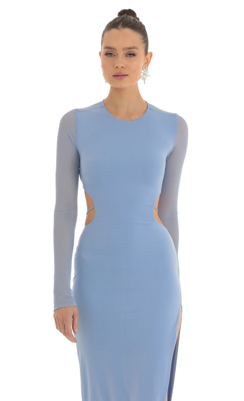 Picture Long Sleeve Open Back Dress in Blue. Source: https://media-img.lucyinthesky.com/data/Feb23/850xAUTO/202641b0-1ba6-40bb-974b-53dd8a4fb7b0.jpg