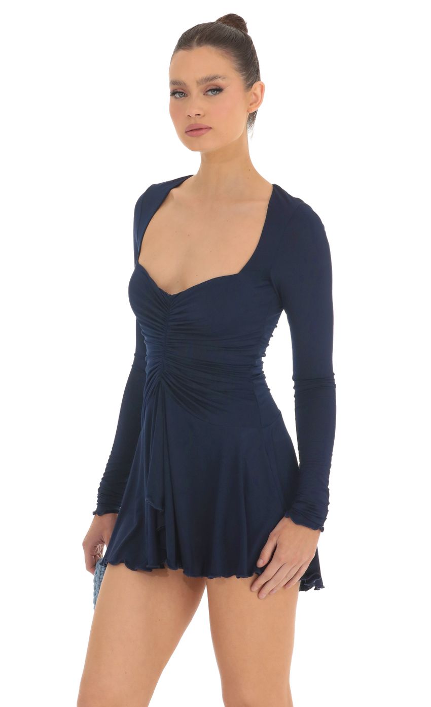 Picture Ruched Sweetheart Neck Dress in Navy. Source: https://media-img.lucyinthesky.com/data/Feb23/850xAUTO/920e67b1-d0d0-49f4-a531-3f127b2bcb6b.jpg