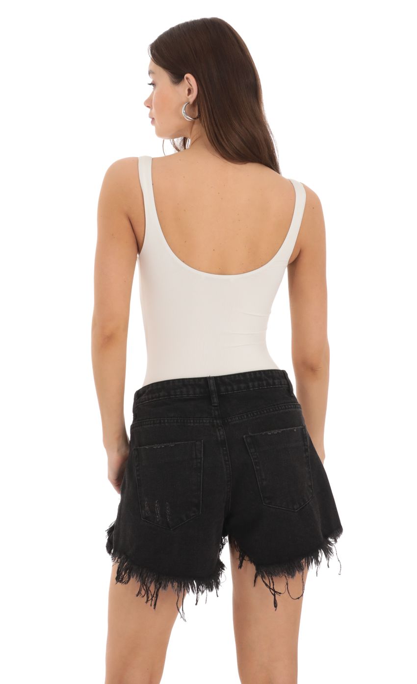 Picture Basic Tank Bodysuit in White. Source: https://media-img.lucyinthesky.com/data/Feb24/850xAUTO/c22546e3-cc86-4247-8a86-a742d568a289.jpg