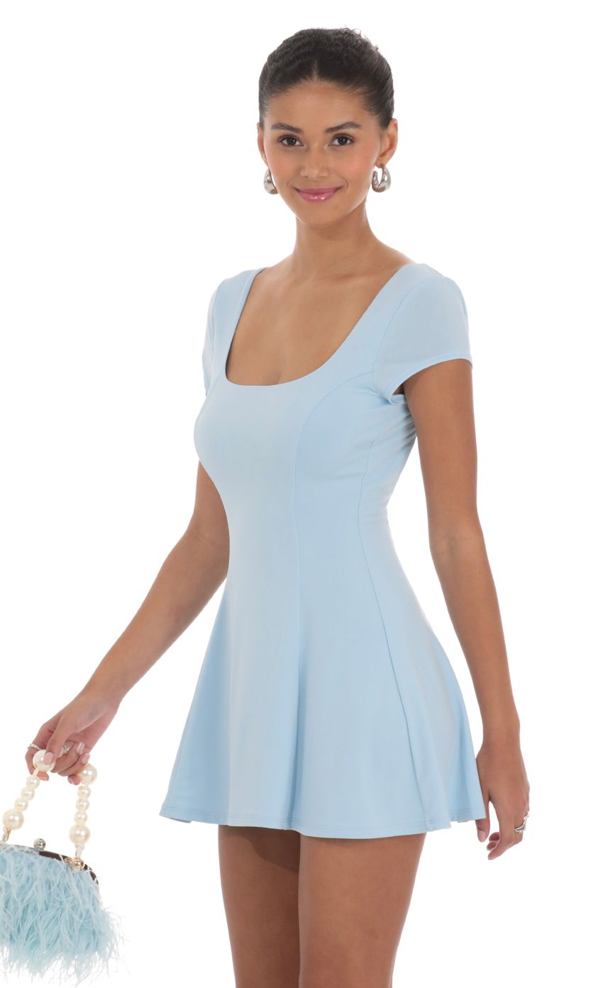 Picture Scoop Neck Short Sleeve Dress in Blue. Source: https://media-img.lucyinthesky.com/data/Feb24/850xAUTO/cc5a0397-8bd2-40f4-86f7-61b85f8d5ecc.jpg