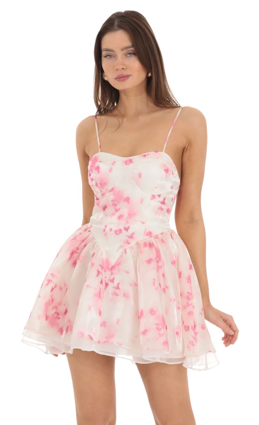 Picture Pink Floral Puff Dress in Cream. Source: https://media-img.lucyinthesky.com/data/Feb24/850xAUTO/fa5bda44-899b-4c9c-ad10-353b952b82a4.jpg