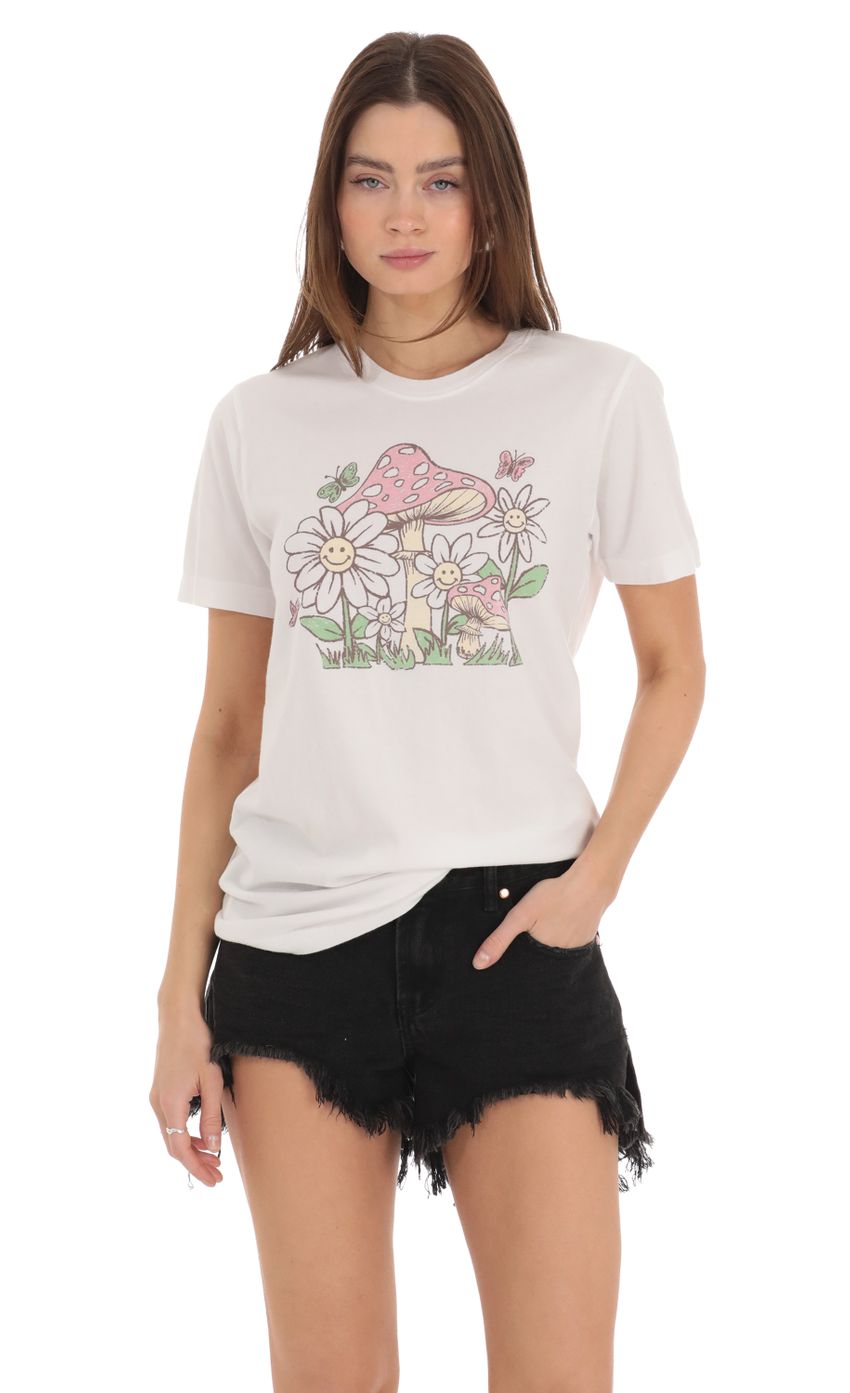 Picture Happy Daisy Print T-Shirt in White. Source: https://media-img.lucyinthesky.com/data/Feb24/850xAUTO/ff3db7f8-332a-471d-8d6a-235849390806.jpg