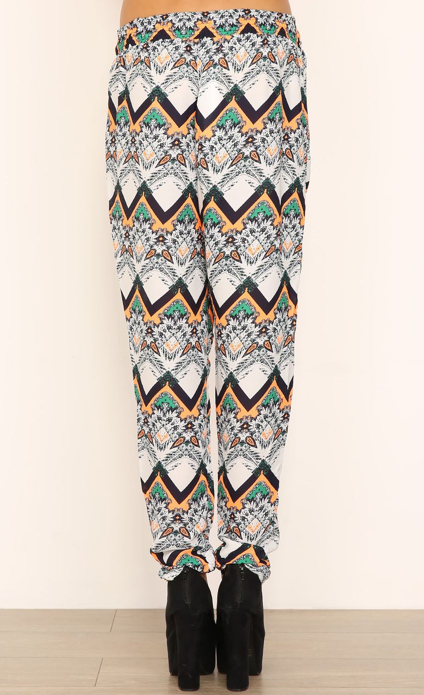 Picture WILD AT HEART PANTS. Source: https://media-img.lucyinthesky.com/data/Jan15_2/850xAUTO/0Y5A1902.JPG
