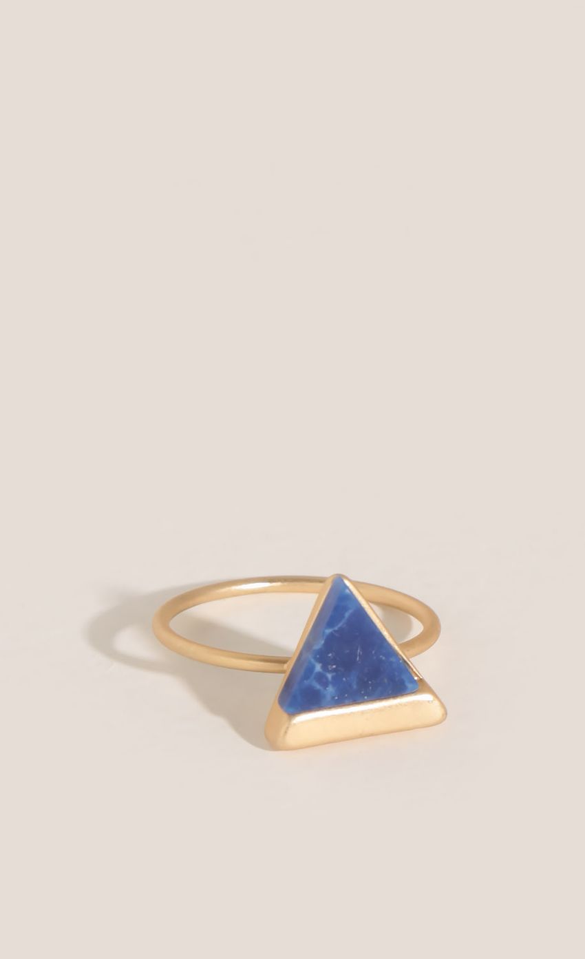 Picture Geometric Stone Ring In Blue. Source: https://media-img.lucyinthesky.com/data/Jan16_2/850xAUTO/0Y5A1814.JPG