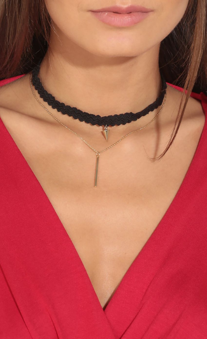 Picture Choker And Chain Necklace In Black. Source: https://media-img.lucyinthesky.com/data/Jan16_2/850xAUTO/0Y5A9204.JPG