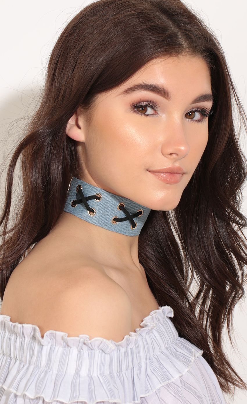Picture Lace Up Denim Choker Necklace. Source: https://media-img.lucyinthesky.com/data/Jan17_2/850xAUTO/0Y5A1422.JPG