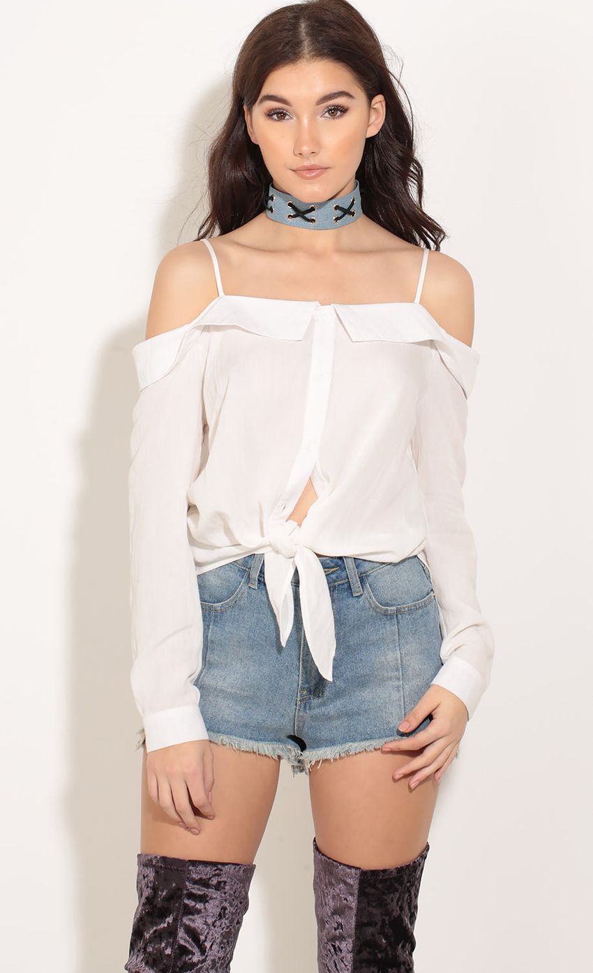 Picture Open Shoulder Button-Up Top In Ivory. Source: https://media-img.lucyinthesky.com/data/Jan17_2/850xAUTO/0Y5A1585.JPG
