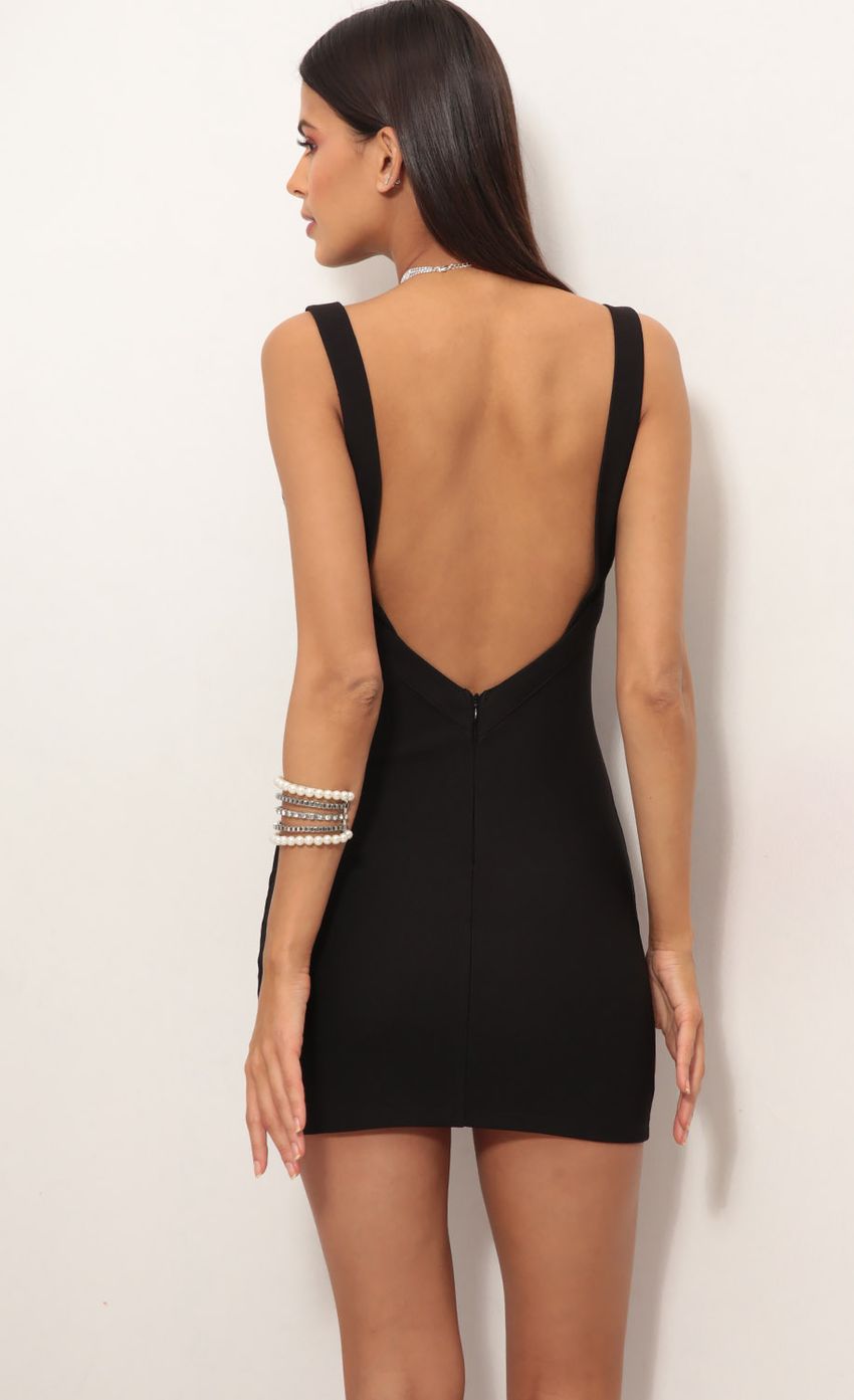 Picture Denise Bustier Bodycon in Black. Source: https://media-img.lucyinthesky.com/data/Jan19_1/850xAUTO/0Y5A0573.JPG