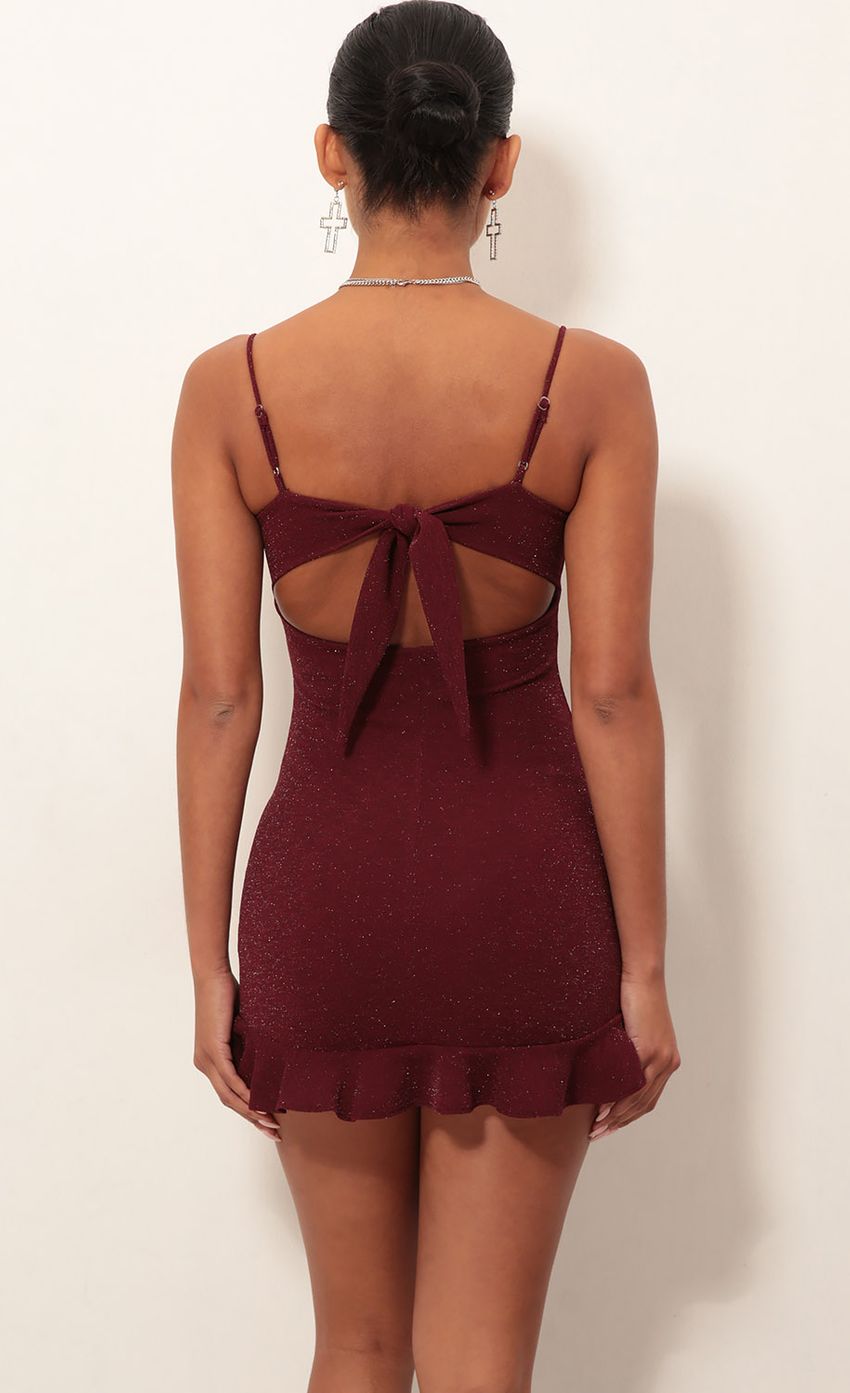 Picture Monroe Ruffle Dress In Burgundy Shimmer. Source: https://media-img.lucyinthesky.com/data/Jan19_2/850xAUTO/0Y5A3842.JPG