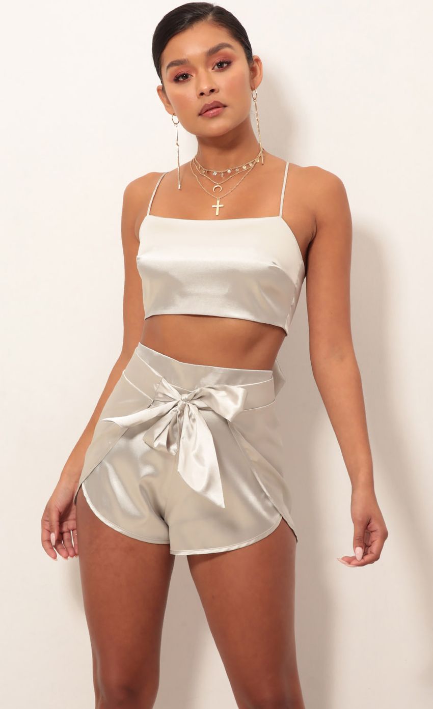 Picture Caroline Satin Set In Silver. Source: https://media-img.lucyinthesky.com/data/Jan19_2/850xAUTO/0Y5A4347S.JPG