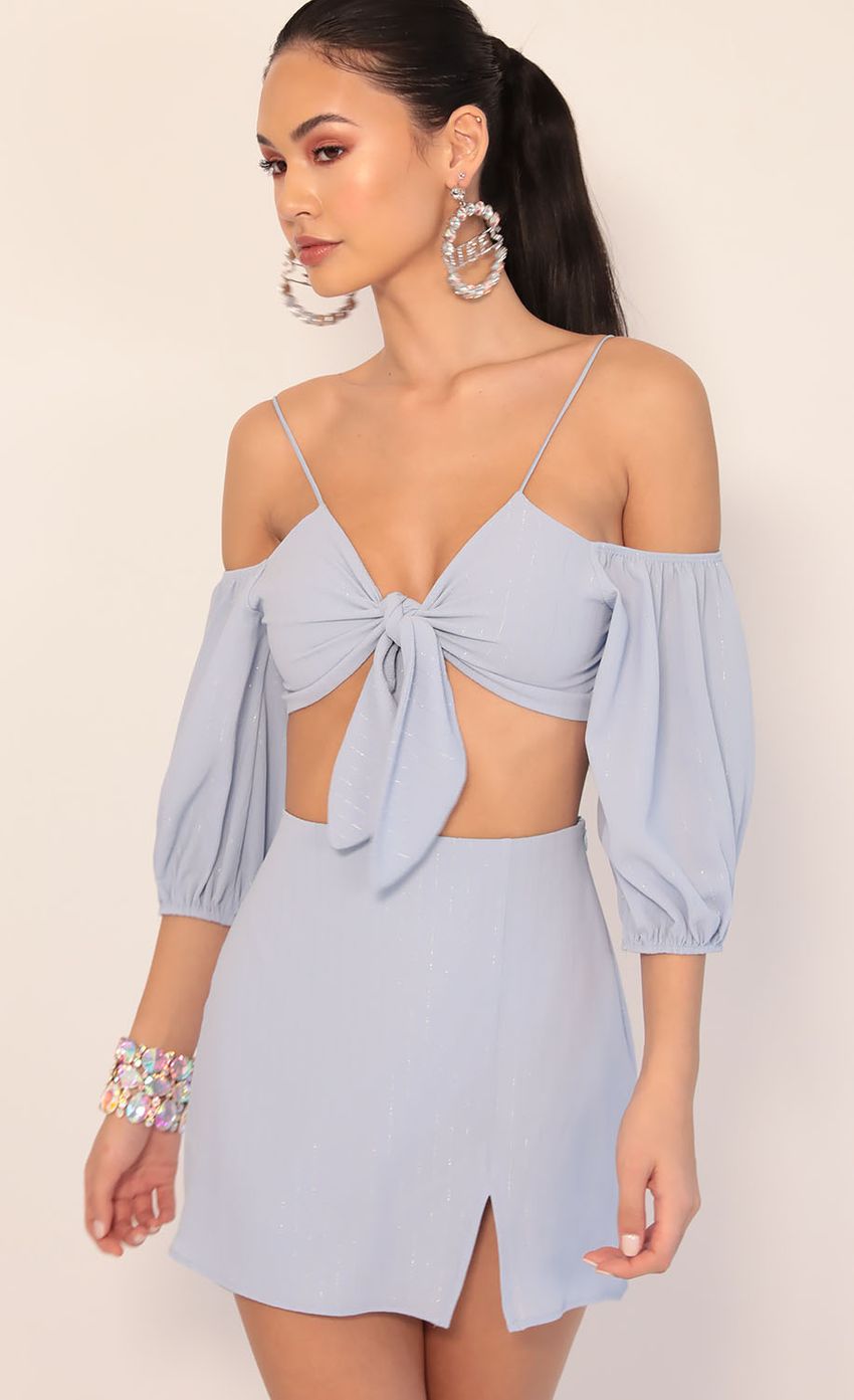 Picture Lizzie Puff Sleeve Set in Blue Pinstripes. Source: https://media-img.lucyinthesky.com/data/Jan20_1/850xAUTO/781A2129.JPG