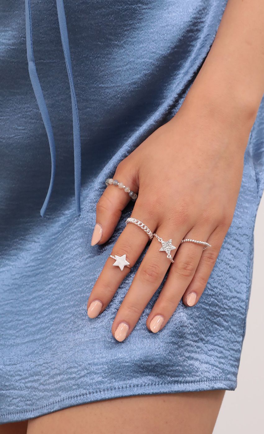 Picture Silver Star Ring Set. Source: https://media-img.lucyinthesky.com/data/Jan21_2/850xAUTO/1V9A0158.JPG