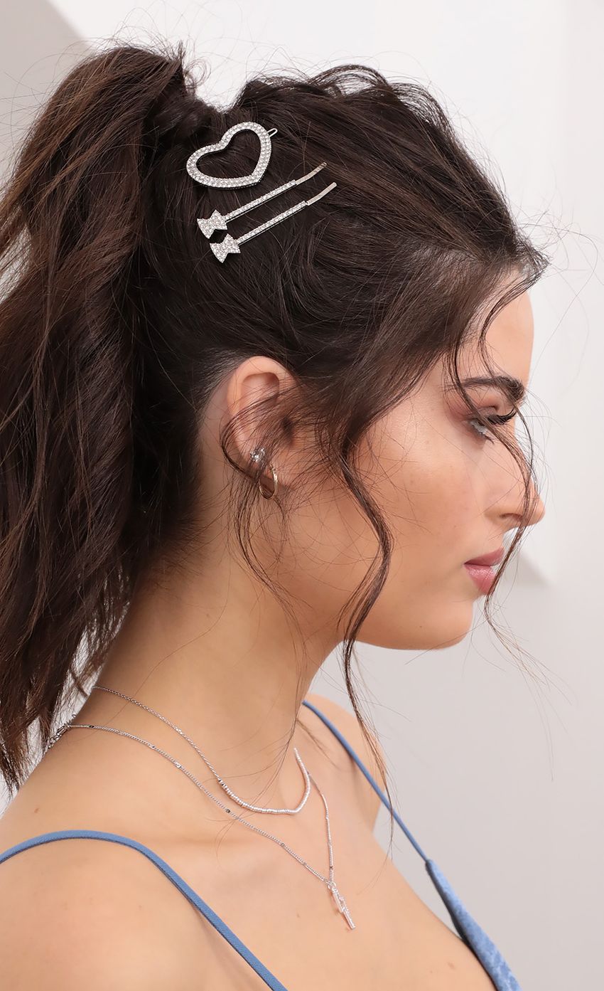 Picture Cross My Heart Hair Pin Set in Silver. Source: https://media-img.lucyinthesky.com/data/Jan21_2/850xAUTO/1V9A0162.JPG