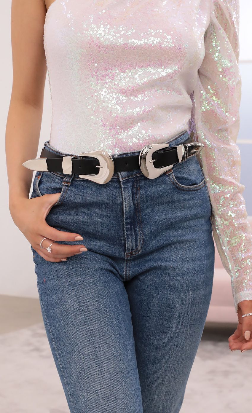 Picture Double Or Nothing Elastic Belt. Source: https://media-img.lucyinthesky.com/data/Jan21_2/850xAUTO/1V9A9542.JPG