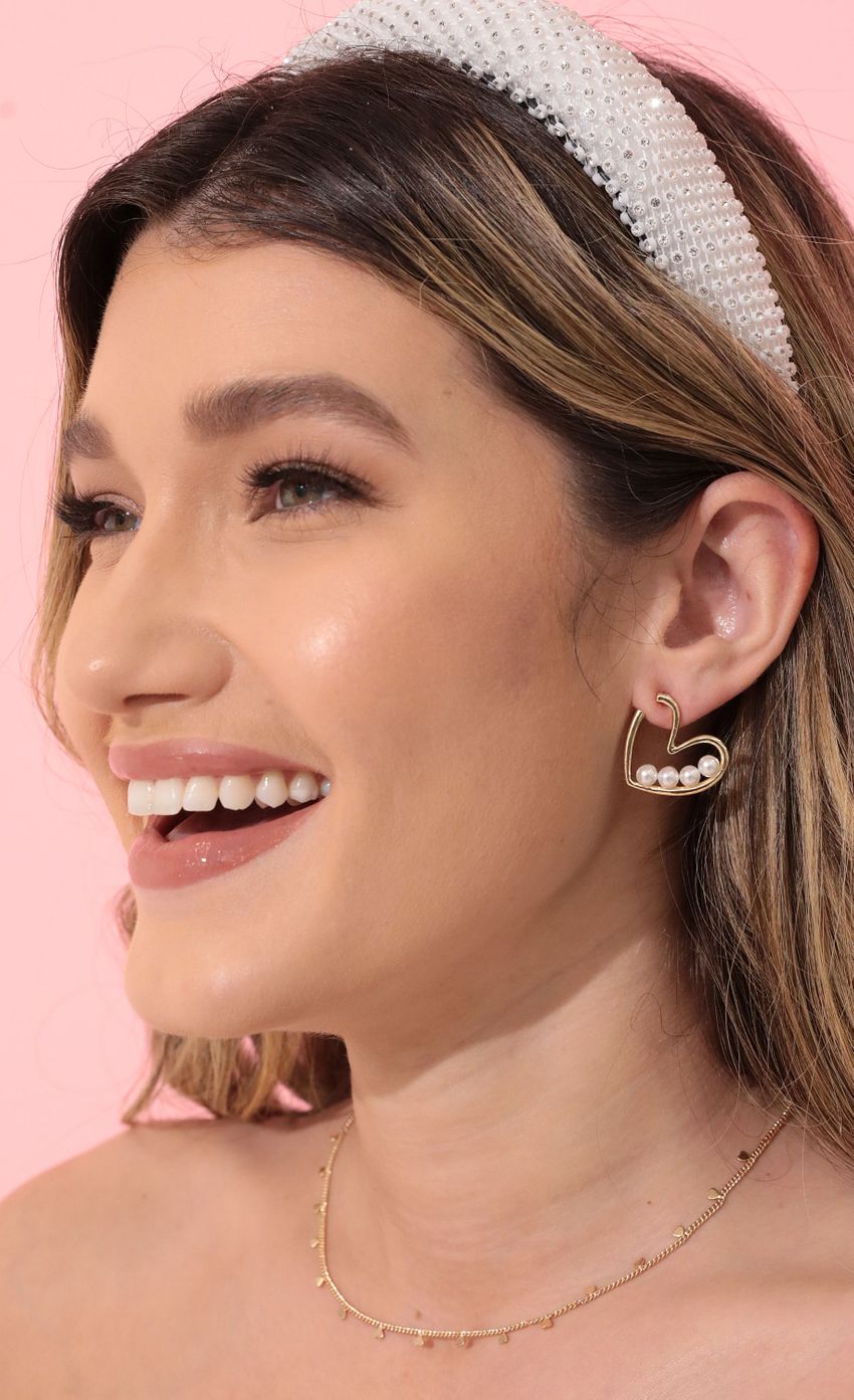 Picture New Love Earrings in Gold. Source: https://media-img.lucyinthesky.com/data/Jan22_2/850xAUTO/1V9A36831.JPG