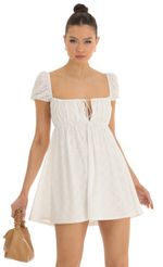 Picture Baby Doll Dress in White. Source: https://media-img.lucyinthesky.com/data/Jan23/150xAUTO/89af69fe-de75-4a26-848e-e780c44366a7.jpg