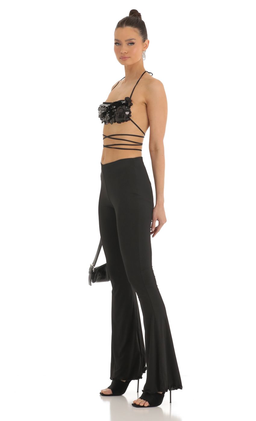 Picture Soul Big Sequin Two Piece Pant Set in Black. Source: https://media-img.lucyinthesky.com/data/Jan23/850xAUTO/1309a075-8823-4373-a10c-69f667219881.jpg