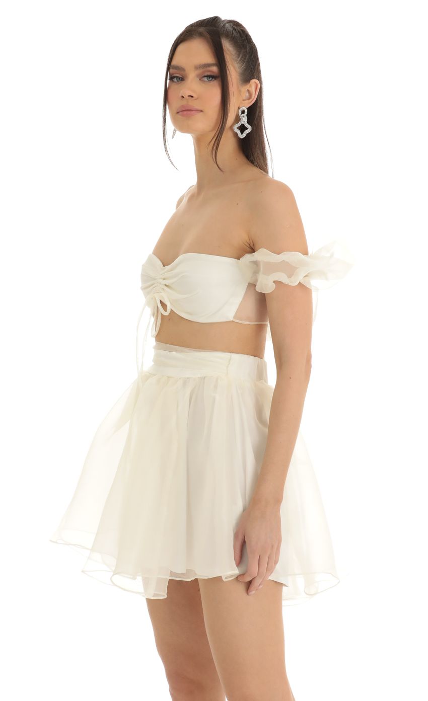 Picture Laney Two Piece Skirt Set in Cream. Source: https://media-img.lucyinthesky.com/data/Jan23/850xAUTO/d5ff593f-91b5-4967-a00e-f49a98952570.jpg