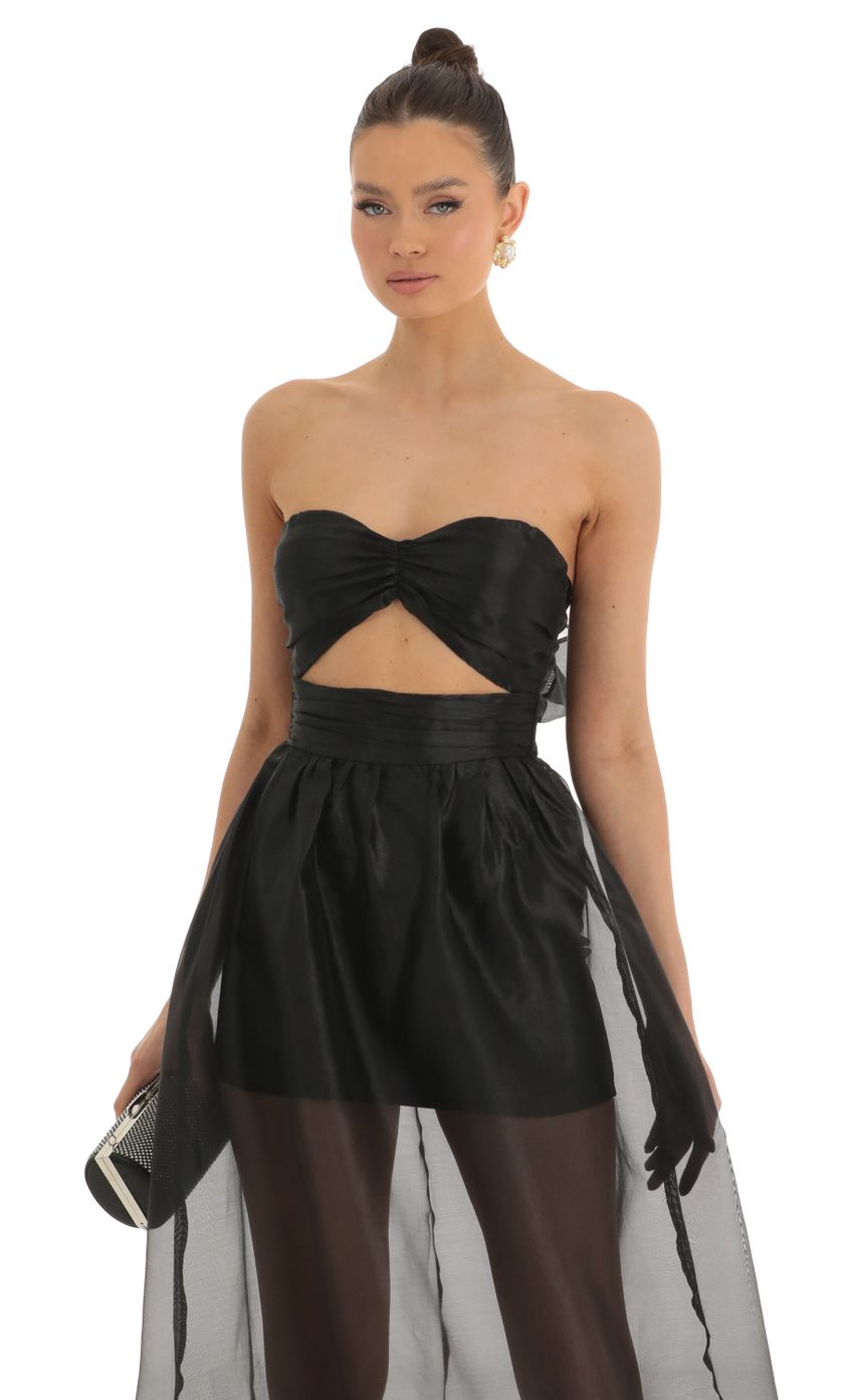 Picture Cutout Strapless Maxi Dress in Black. Source: https://media-img.lucyinthesky.com/data/Jan23/850xAUTO/f182532c-deea-4b87-86f5-d4a5bac1801f.jpg