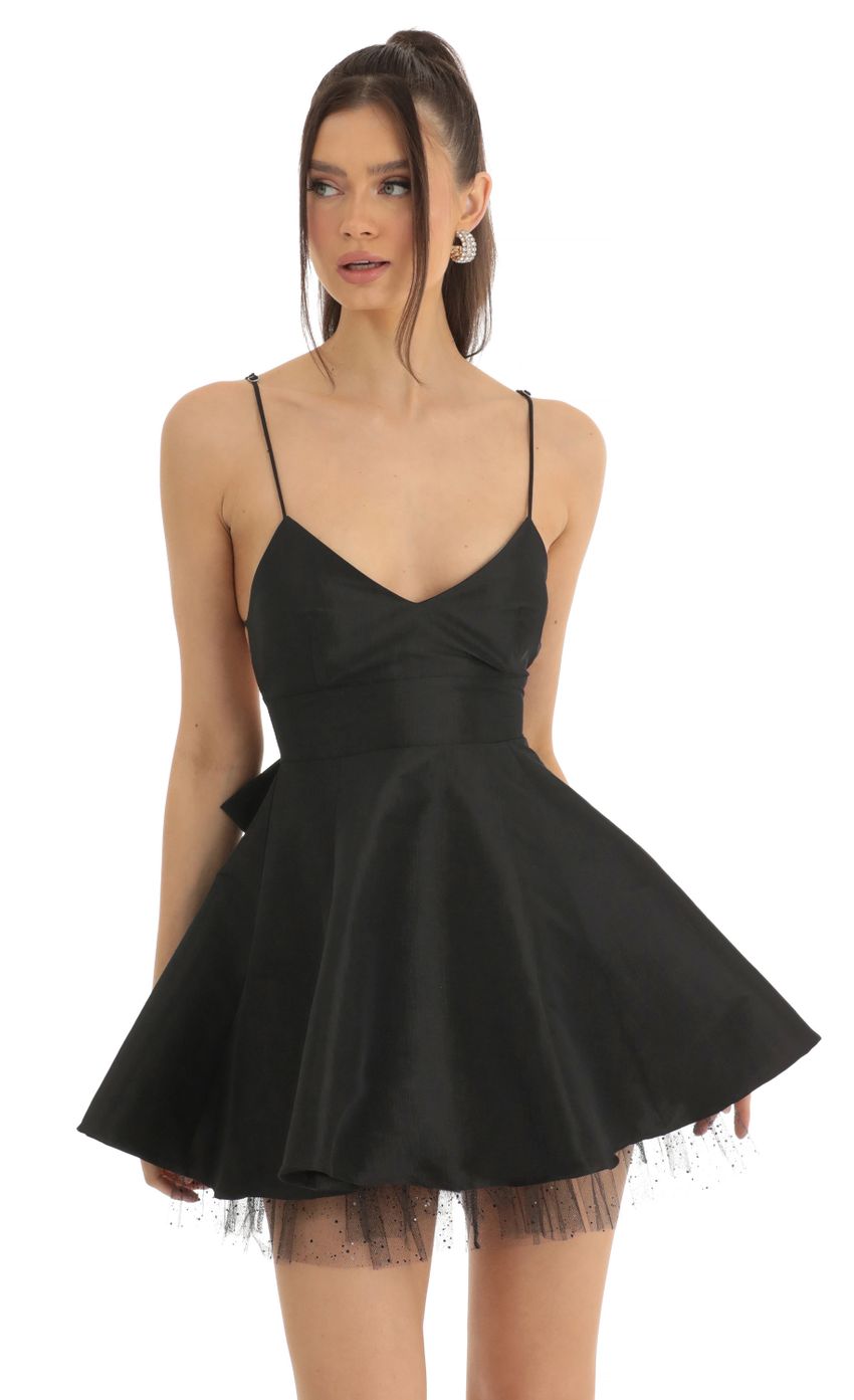 Picture Fit and Flare Dress in Black. Source: https://media-img.lucyinthesky.com/data/Jan23/850xAUTO/f2ab01d9-528c-4349-974e-905df2fee451.jpg