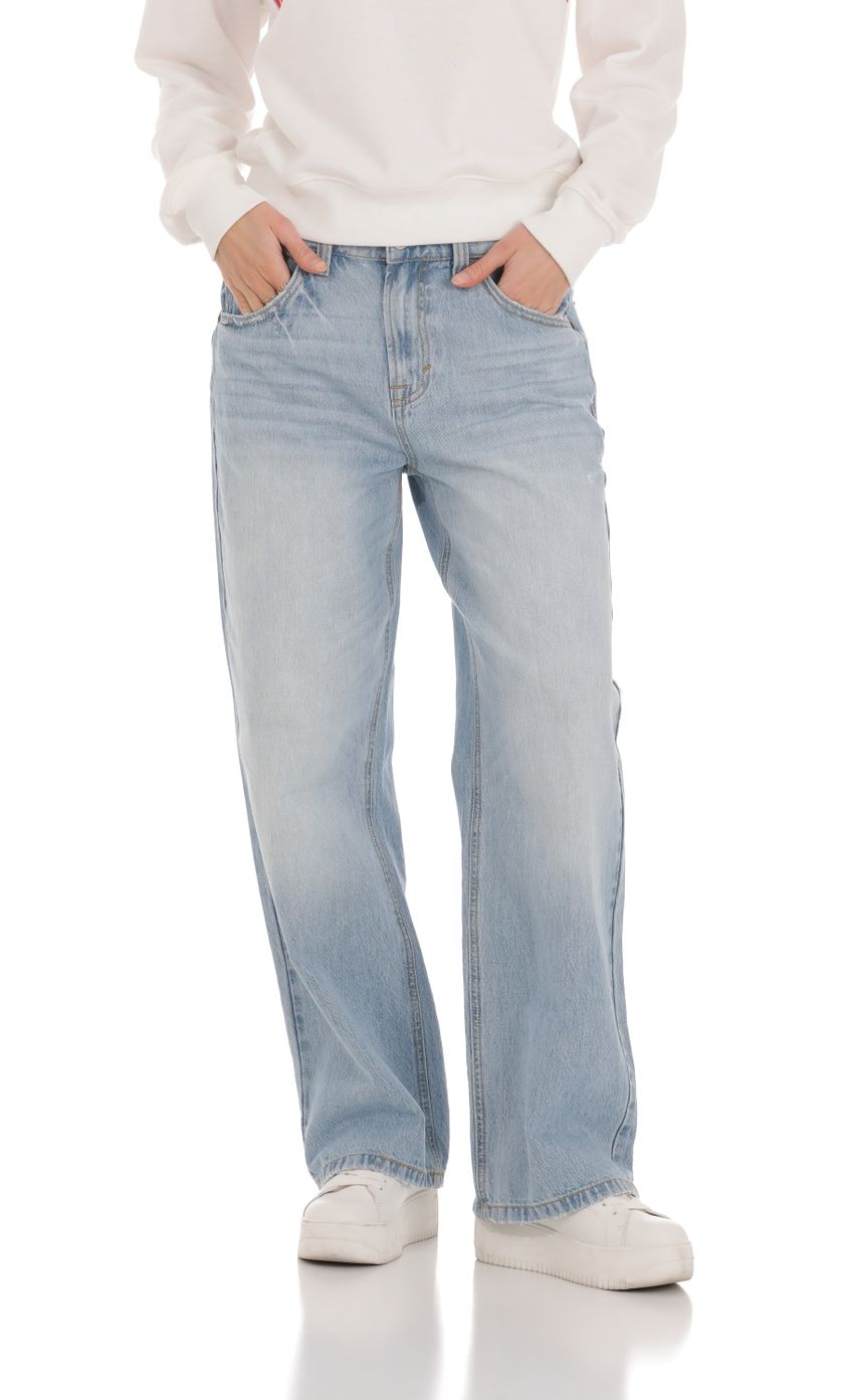 Picture Wide Leg Jeans in Faded Denim. Source: https://media-img.lucyinthesky.com/data/Jan24/850xAUTO/0ade1560-0697-4a59-ab18-078d22717977.jpg