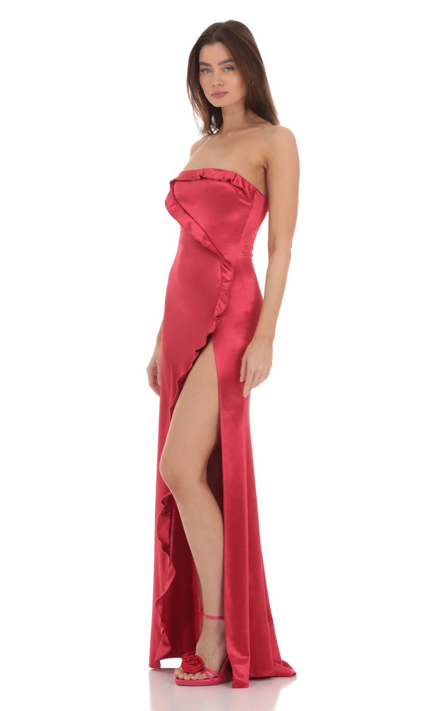 Picture Annabel Satin Strapless Maxi Dress in Red. Source: https://media-img.lucyinthesky.com/data/Jan24/850xAUTO/53814b30-6fa4-4353-9cb6-98c20bcf8b7c.jpg
