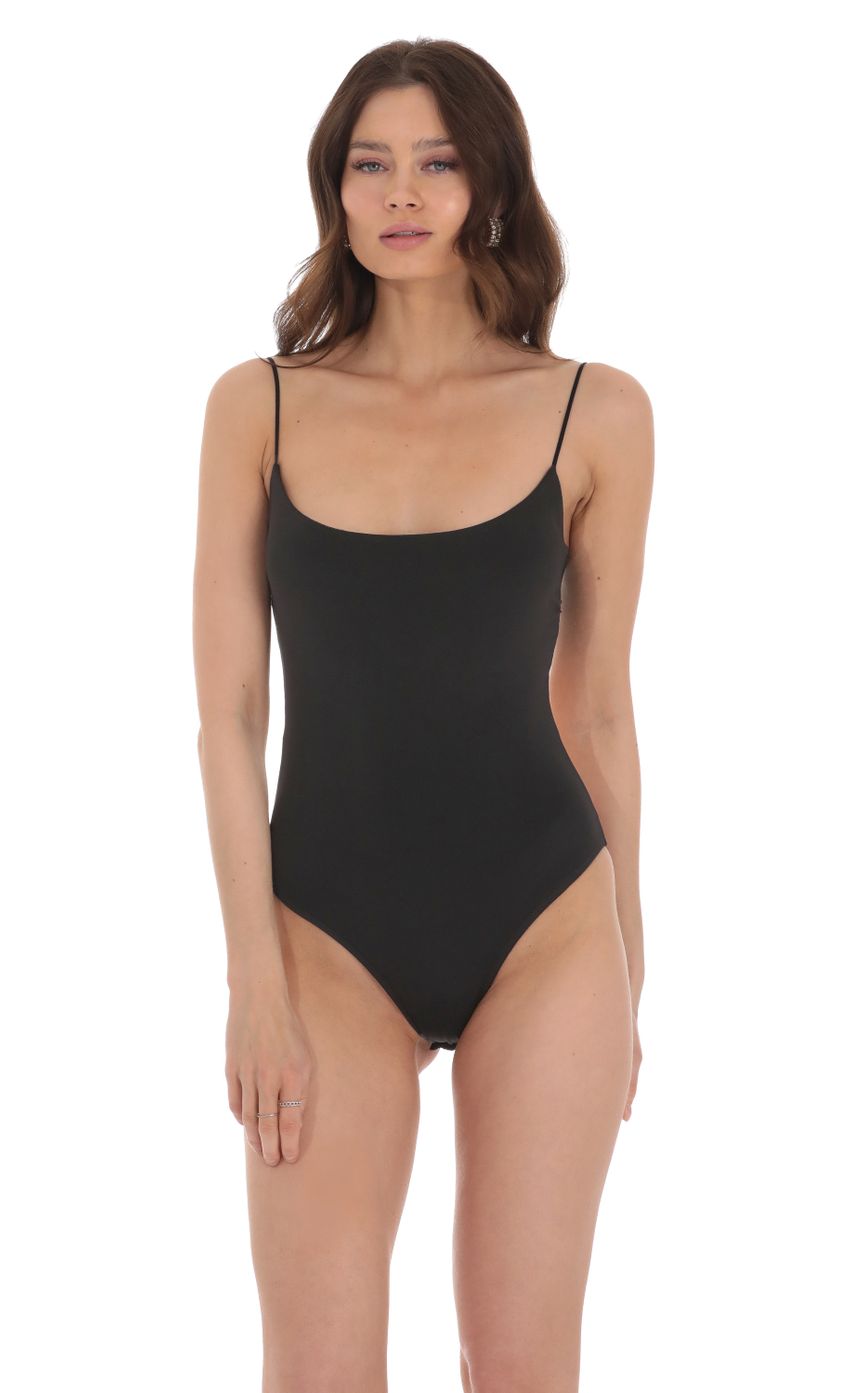 Picture Lace Open Back Bodysuit in Black. Source: https://media-img.lucyinthesky.com/data/Jan24/850xAUTO/8e9892e6-2196-4434-84e0-d63b5cd323be.jpg