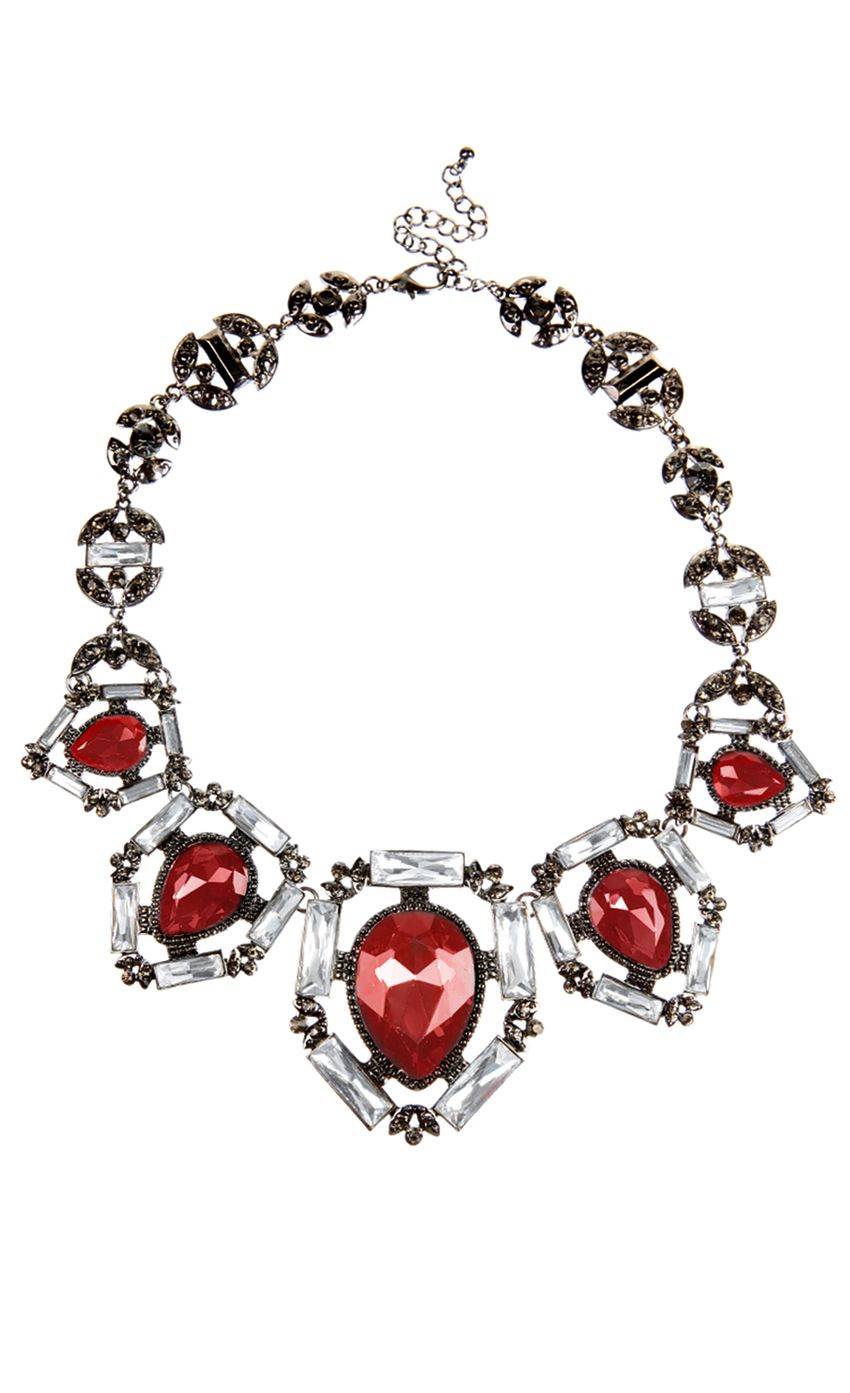 Picture LOVING YOU NECKLACE IN RED. Source: https://media-img.lucyinthesky.com/data/Jul14_2/850xAUTO/IMG_5269.JPG