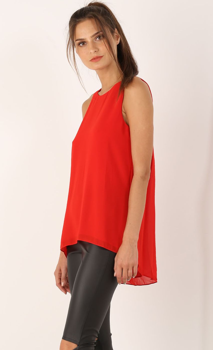 Picture Sleeveless Long Tank In Red. Source: https://media-img.lucyinthesky.com/data/Jul15_2/850xAUTO/0Y5A6517.JPG